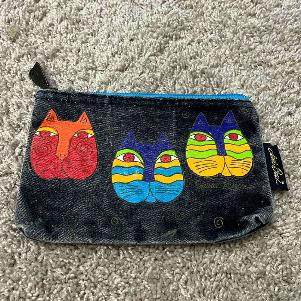 Laurel Burch 3 Cat faces Pouch